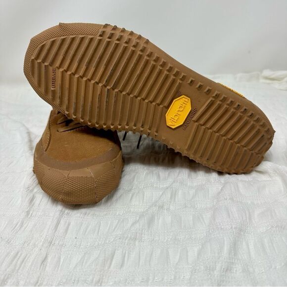 NWOT! Brand Black Los Angeles- Size 9.5 - Picture 8 of 14